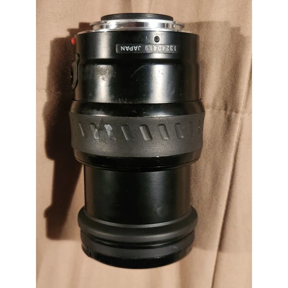 Minolta AF Zoom xi 28-105mm f/3.5-4.5 Lens Sony A-Mount w/ Hoya 62mm Skylight